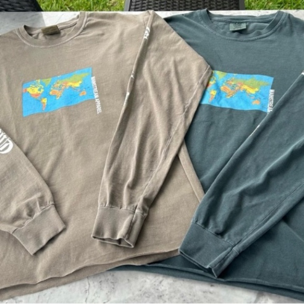 Vintage designer graphic long sleeves